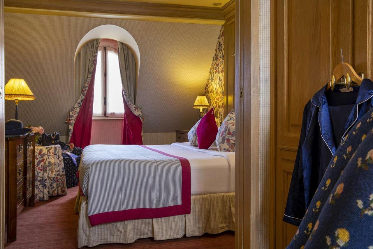 Chambiges Elysees Hotel 4*