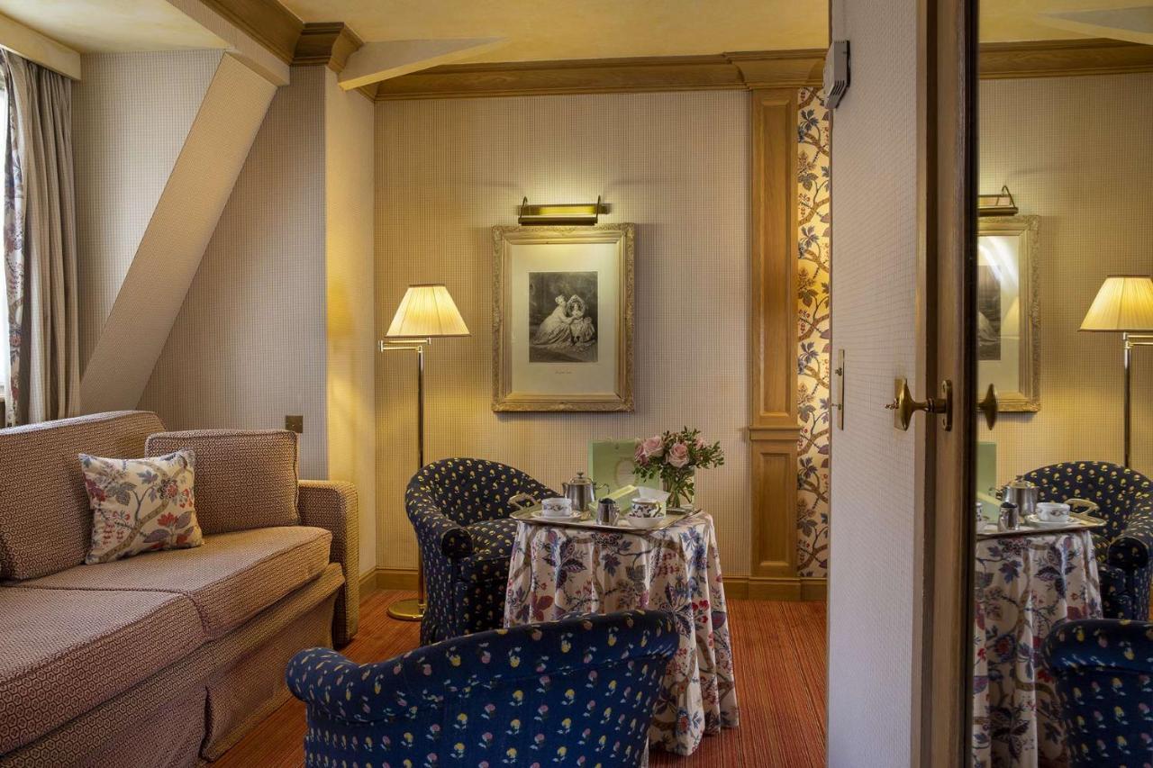 Hotel Chambiges Elysees 4*