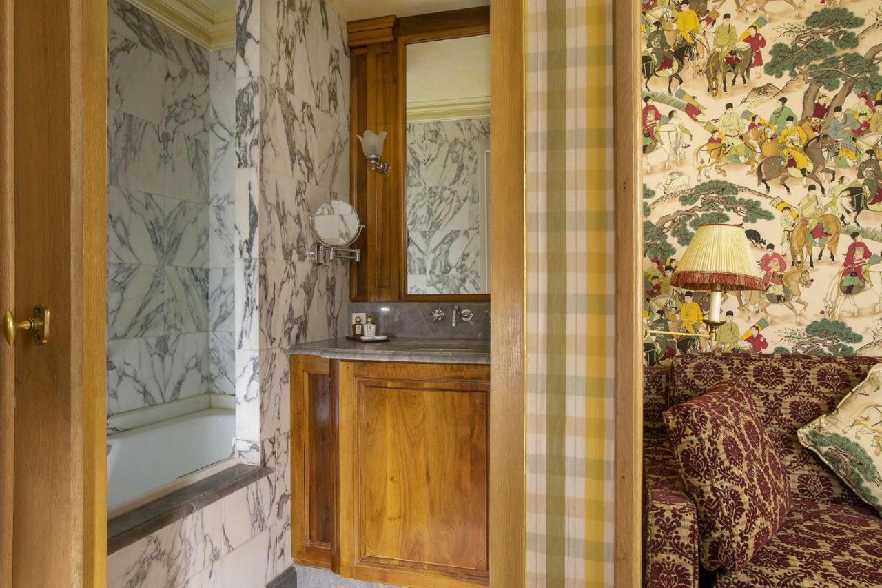 Hotel Chambiges Elysees