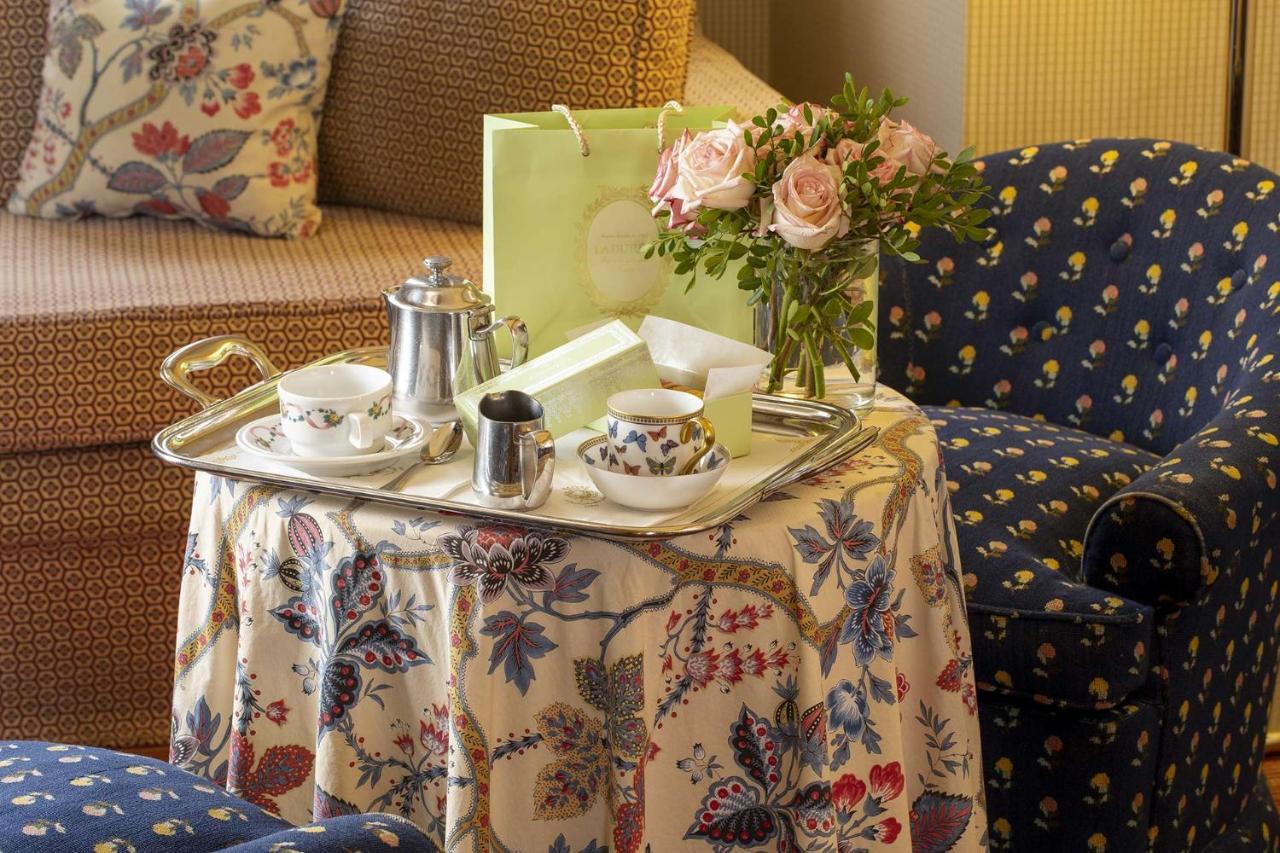 Chambiges Elysees 4*