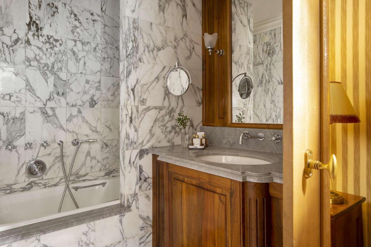 Chambiges Elysees Hotel