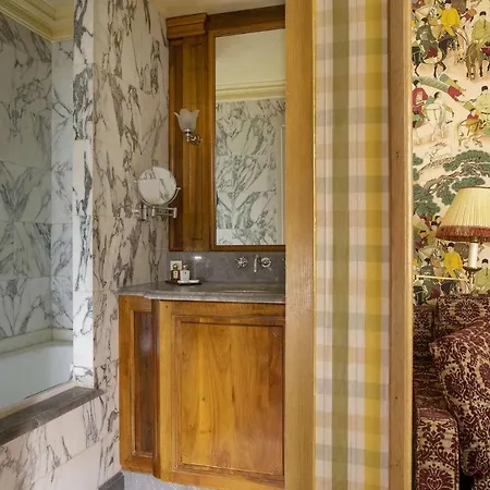 Hotel Chambiges Elysees