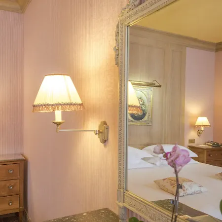 Chambiges Elysees Hotel Paris