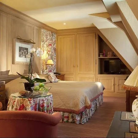 Hotel Chambiges Elysees
