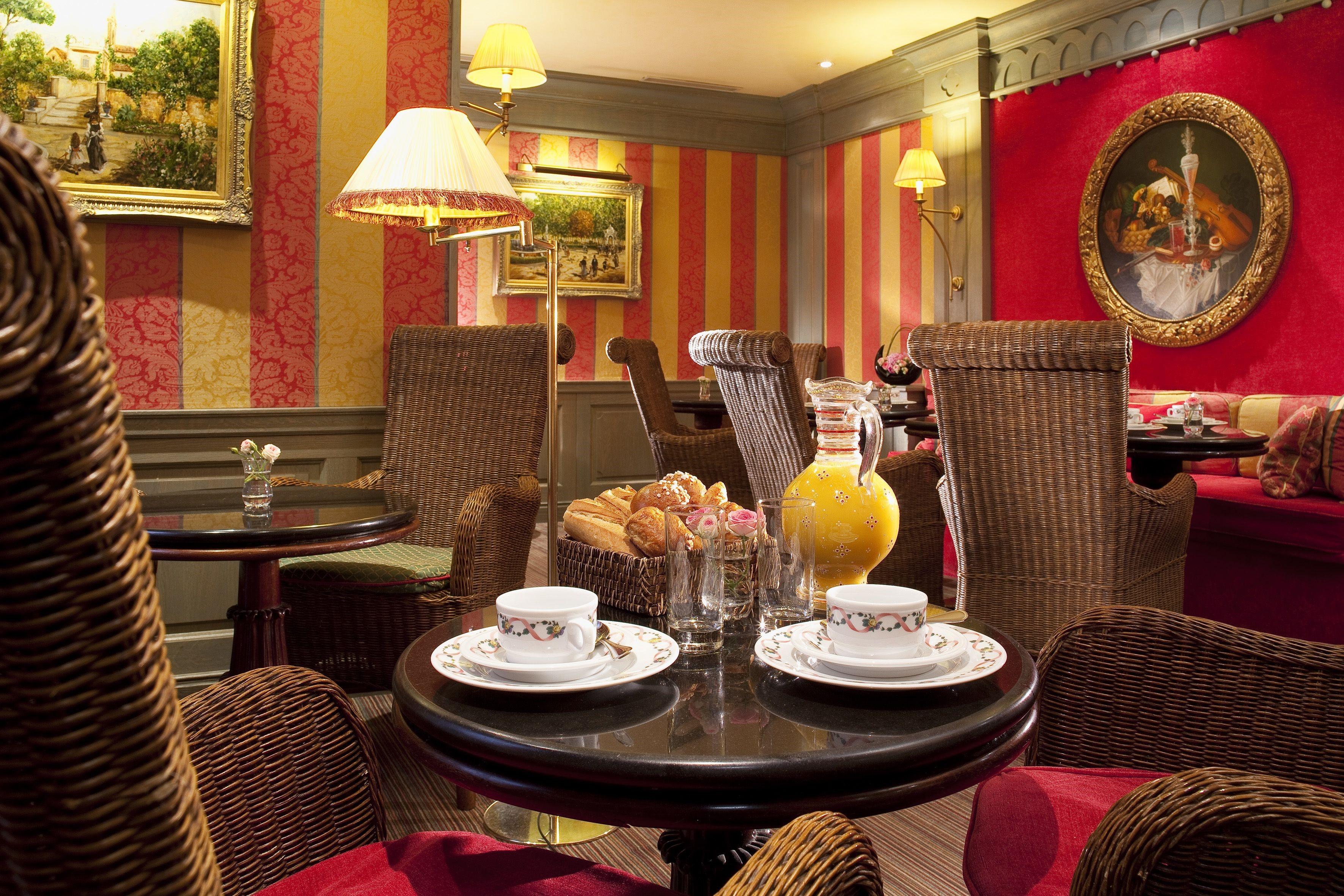 Hotel Chambiges Elysées Parigi