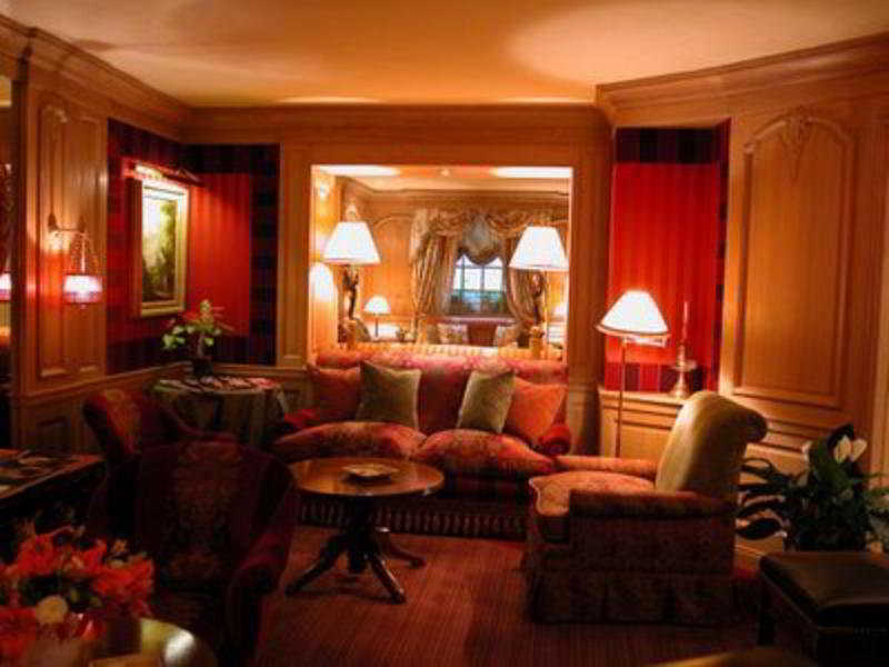 Chambiges Elysées 4*