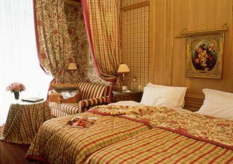 Chambiges Elysées Hotel Parigi